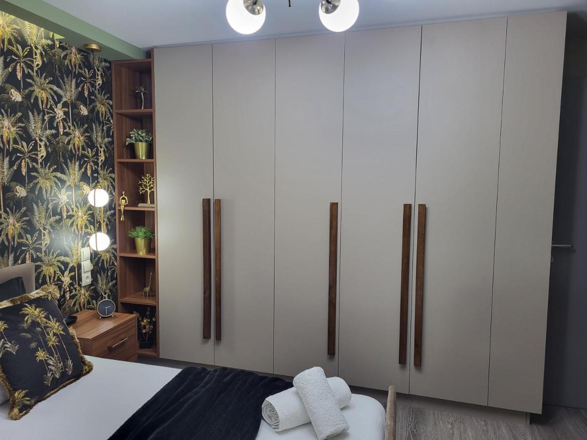 Apartamento Stylishly Decorated House - Free Private Parking! Heraclión Exterior foto